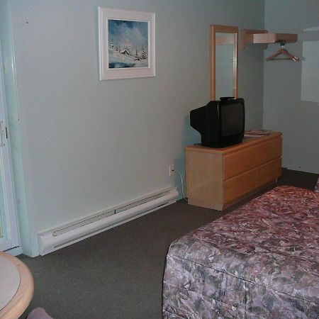 Hotel - Motel Coronet Sacre-Coeur 객실 사진